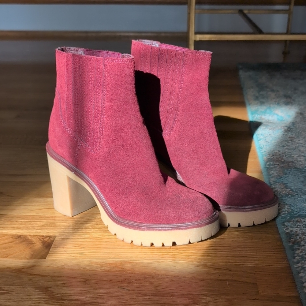 Women's Suede Ankle Boots - Burgundy